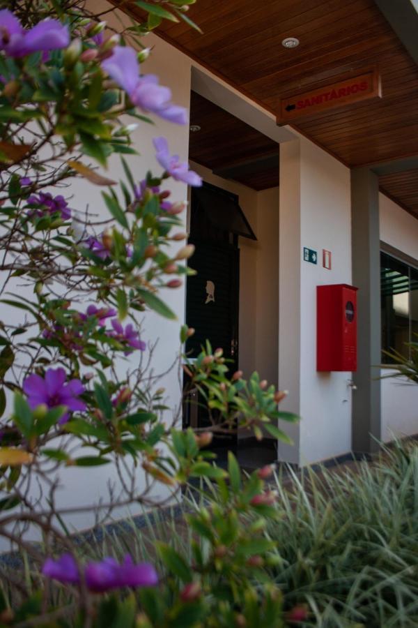 Apart Hotel Água Limpa Prados Exterior foto